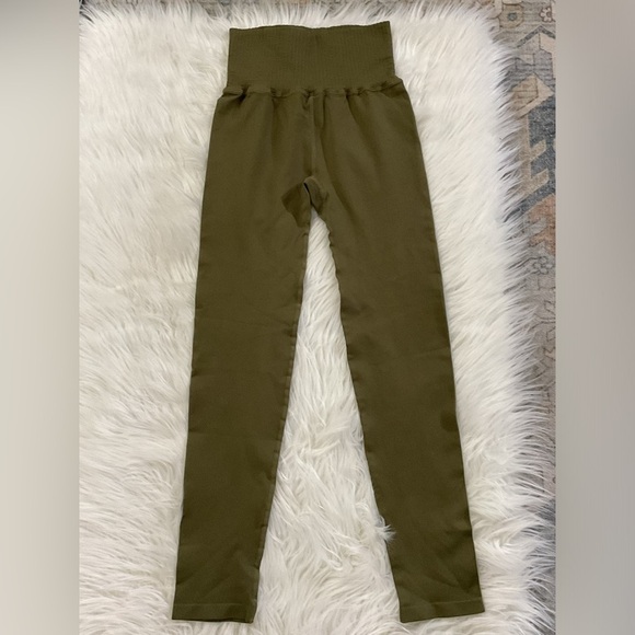 Free People High-Rise 7/8 Length Good Karma Leggings - Picture 2 of 5